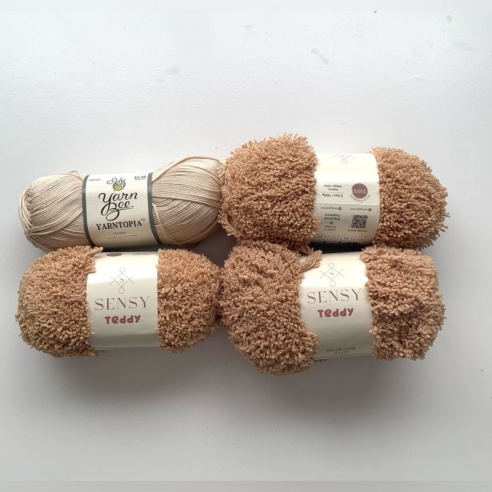 Sensy Teddy, Yarn Bee Yarntopia Yarn Lot of 4 Tan Brown Beige